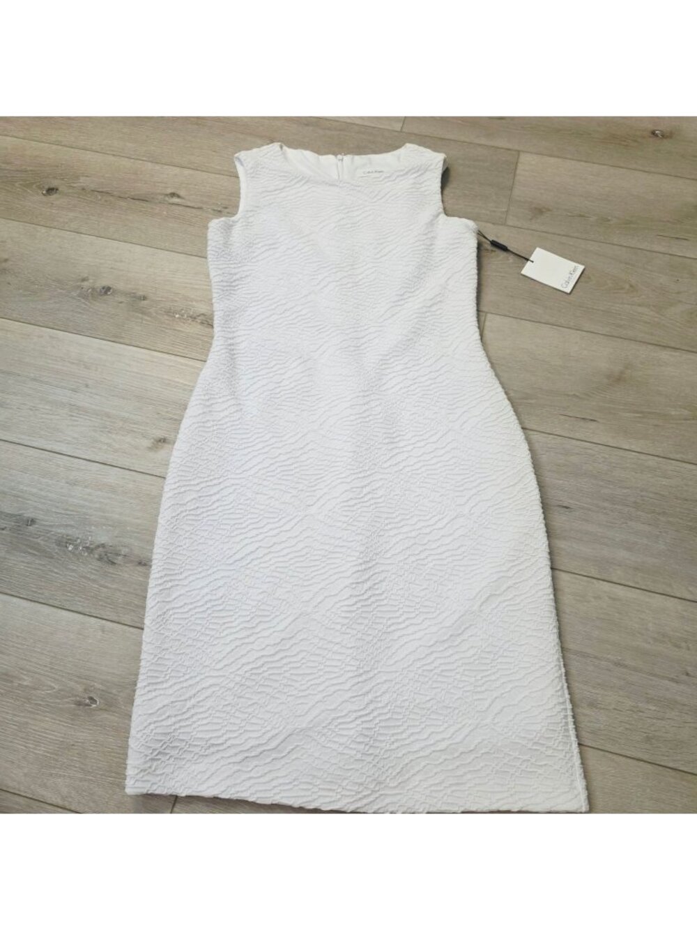 Calvin Klein White Sleeveless Shift Dress Sz 4 Quiet Luxury Resort Chic Elegant